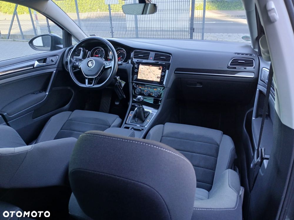 Volkswagen Golf 2.0 TDI BMT Highline - 32