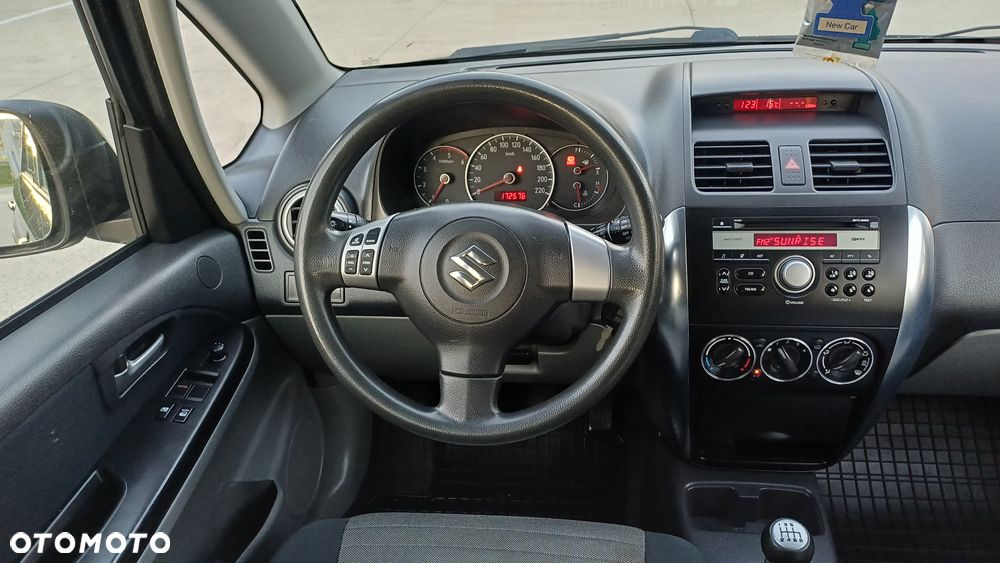 Suzuki SX4 1.9 DDiS 4WD GS / Premium - 18