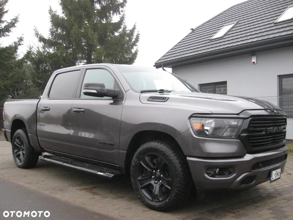 Dodge RAM 1500 5.7 4x4 - 2