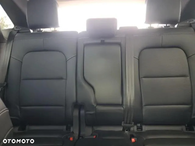 Ford Kuga - 10