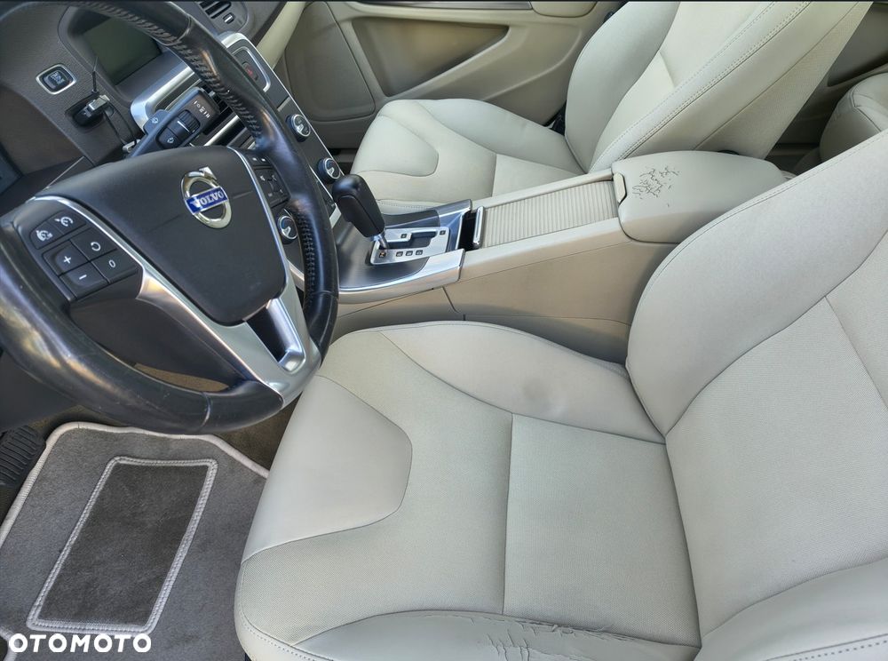 Volvo S60 - 9