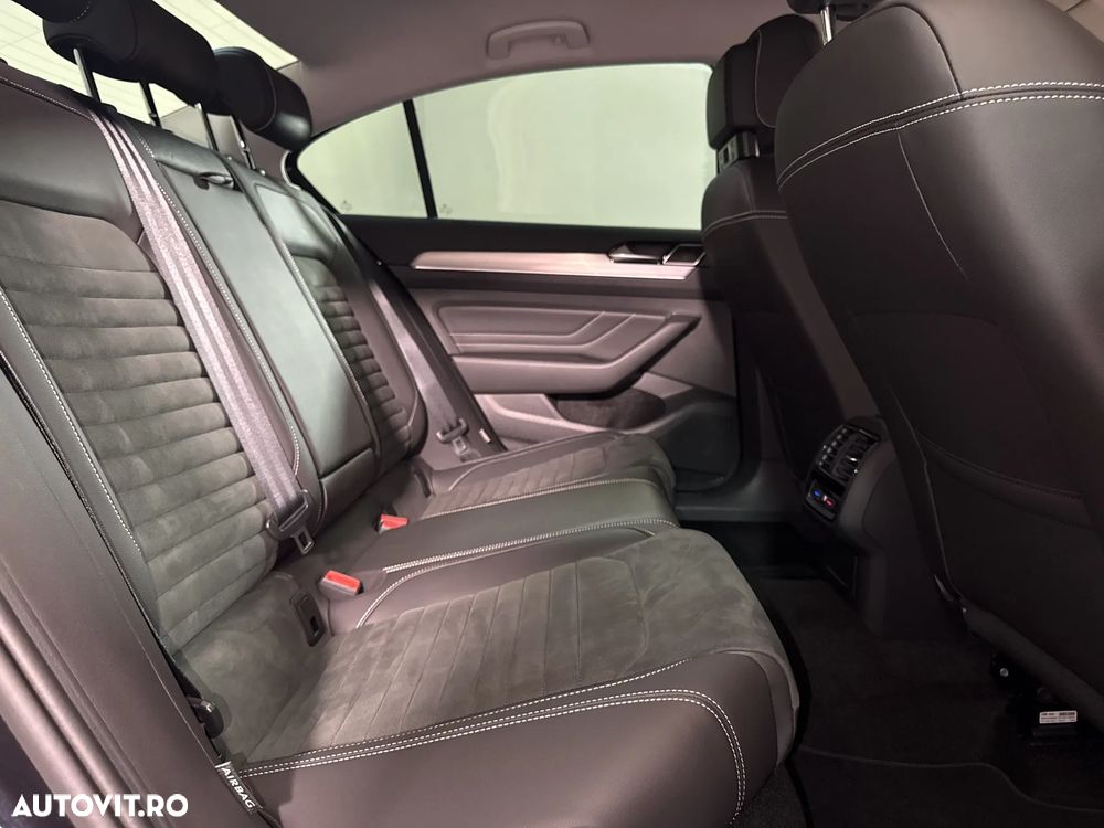 Volkswagen Passat - 13