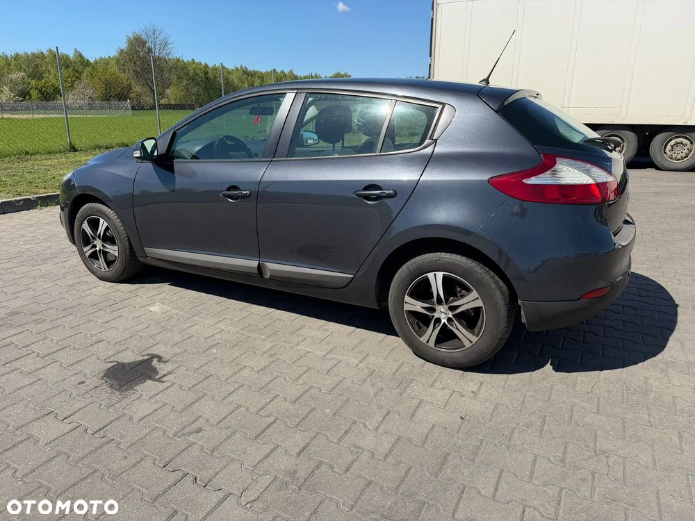Renault Megane 1.6 16V Expression Euro5 - 12