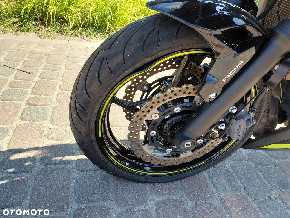 Kawasaki Ninja - 14