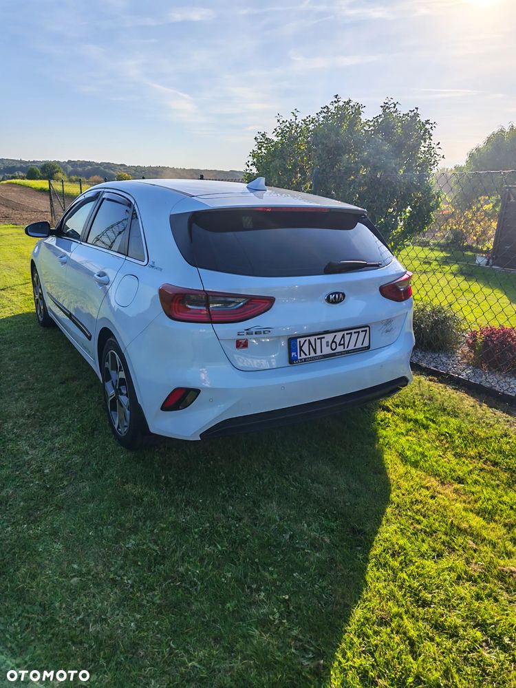Kia Ceed - 20