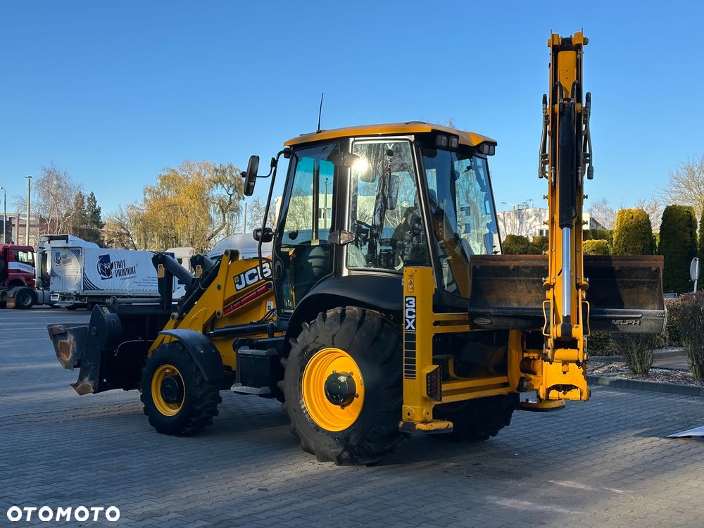 JCB 3CX PLUS 109hp Powershift + Torquelock (Contractor) - 3