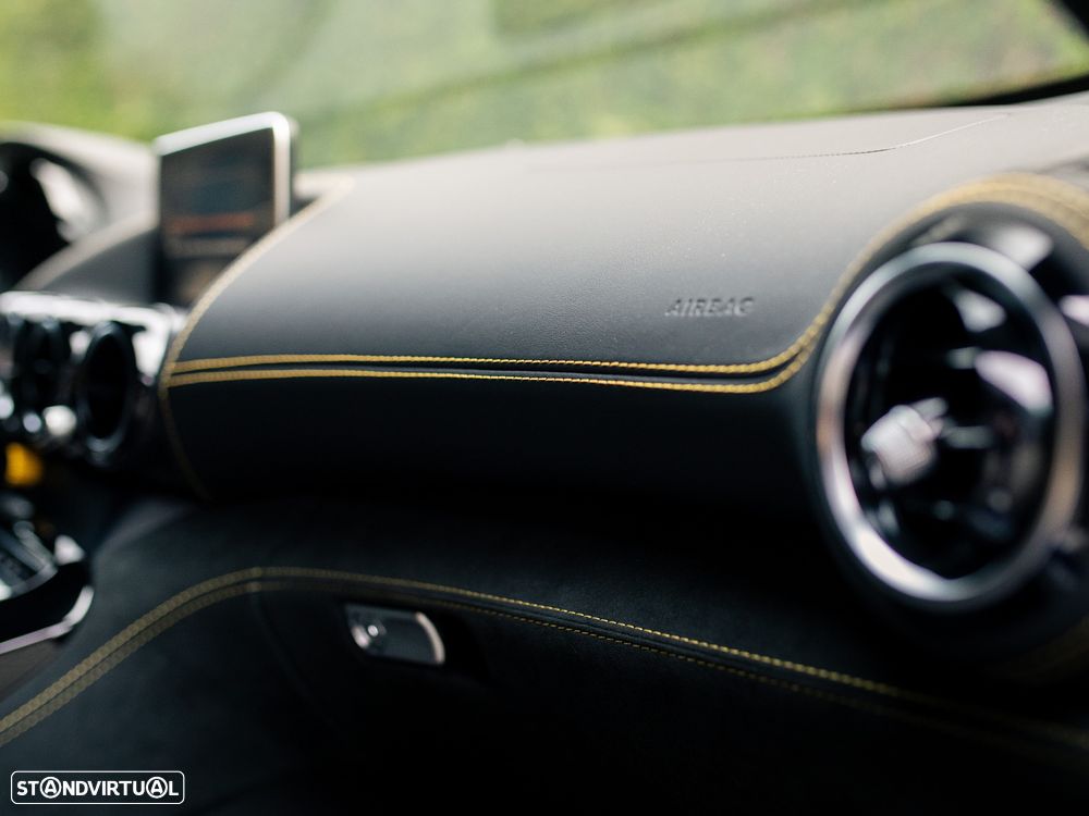 Mercedes-Benz AMG GT R - 46