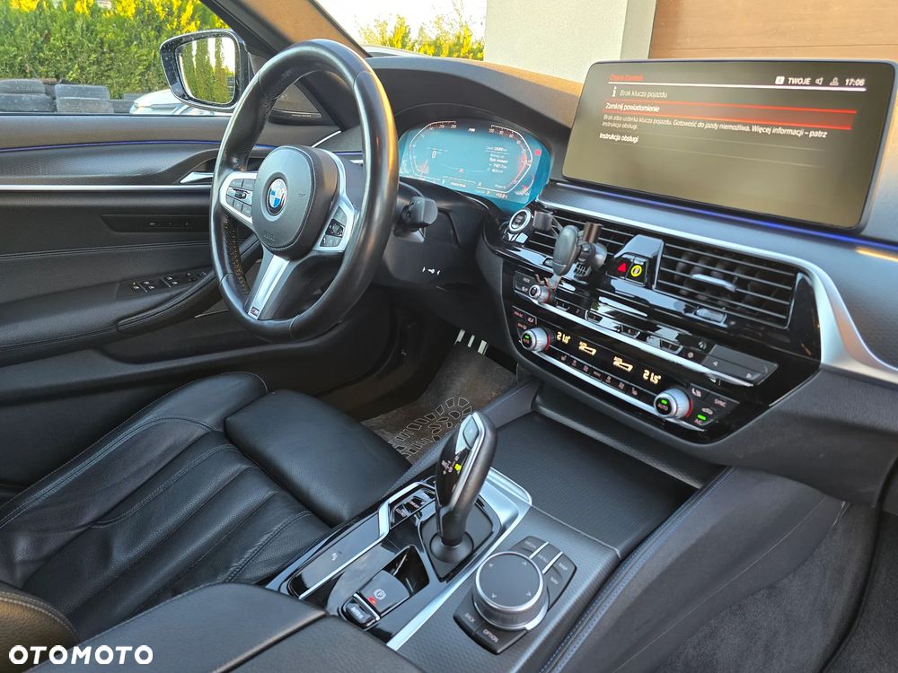 BMW Seria 5 530d xDrive - 22