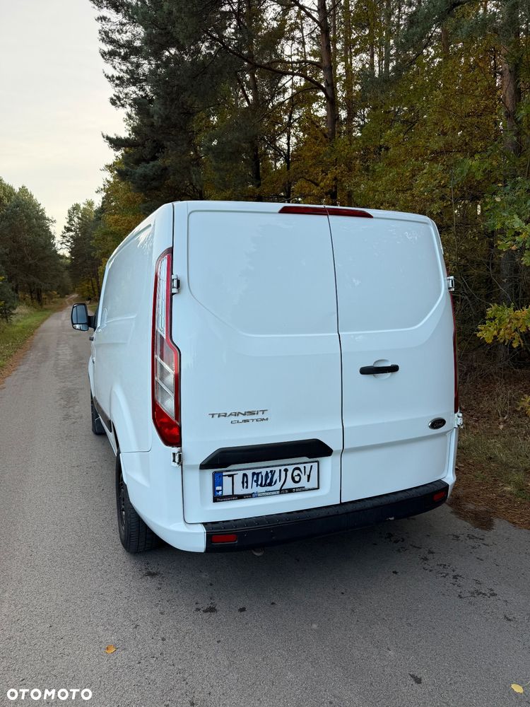 Ford Transit Custom - 16