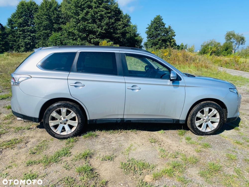 Mitsubishi Outlander 2.2 DID Intense - 12
