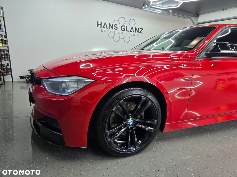 BMW Seria 3 328i Touring Sport Line - 3