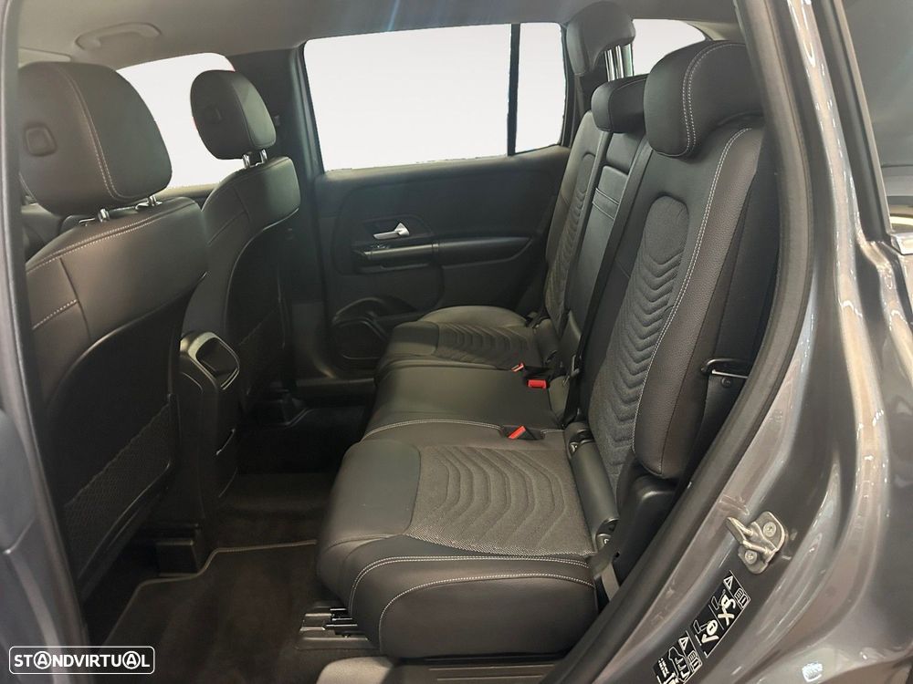 Mercedes-Benz GLB 180 d - 13