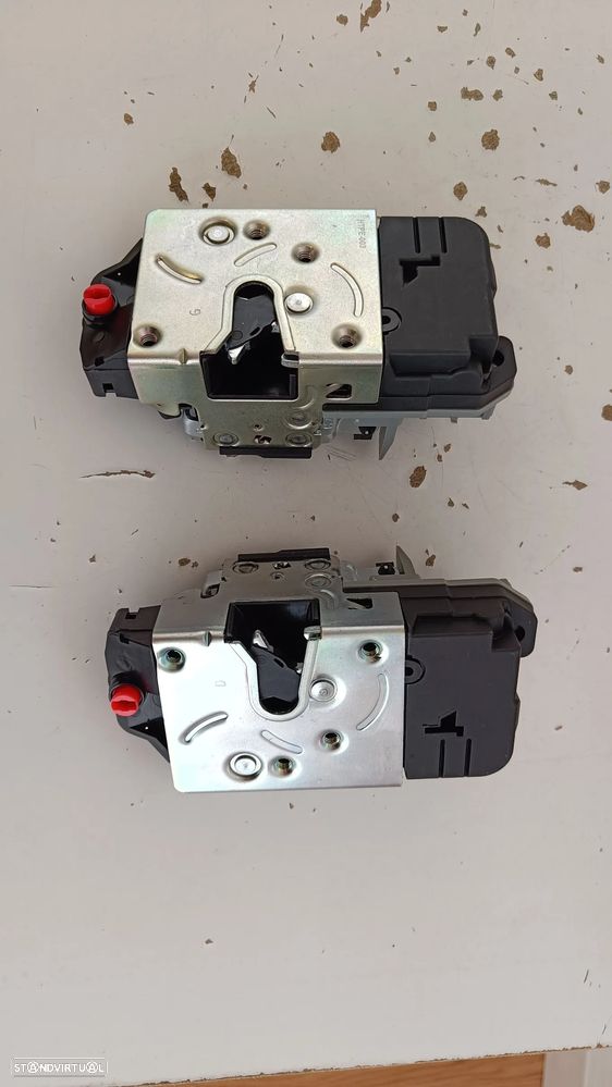 Fechadura fecho porta trás Peugeot 206 1998 a 2006(novo) - 2