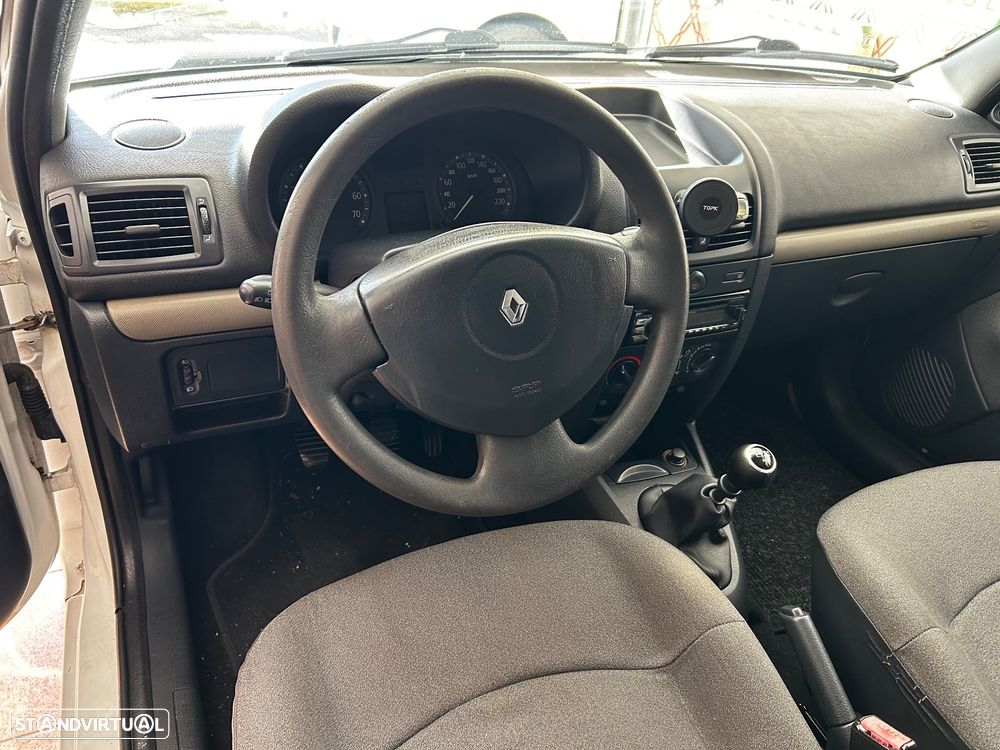 Renault Clio 1.5 dCi Confort Authentique - 18