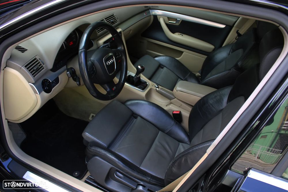 Audi A4 Avant 2.0 TDi S-line - 23