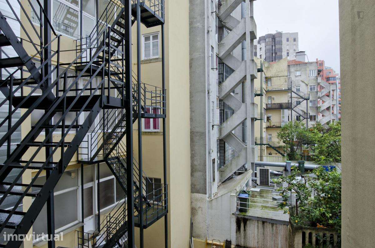 Quarto - localizado em Entrecampos Lisbon - Grande imagem: 4/15