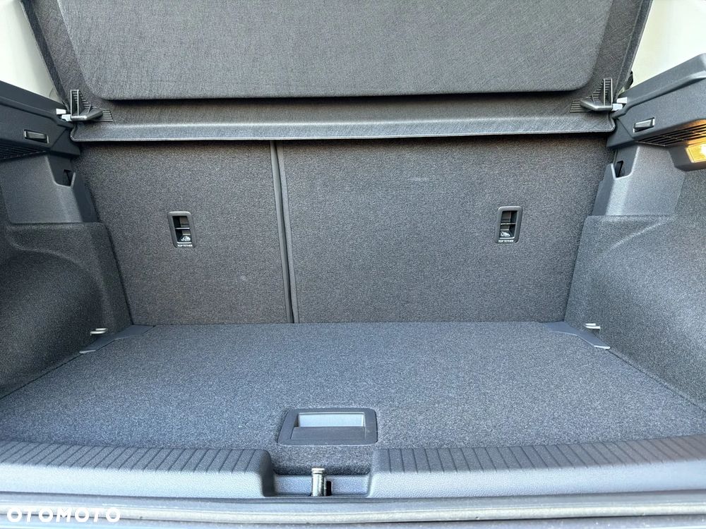 Volkswagen T-Cross 1.5 TSI ACT Life Plus DSG - 18