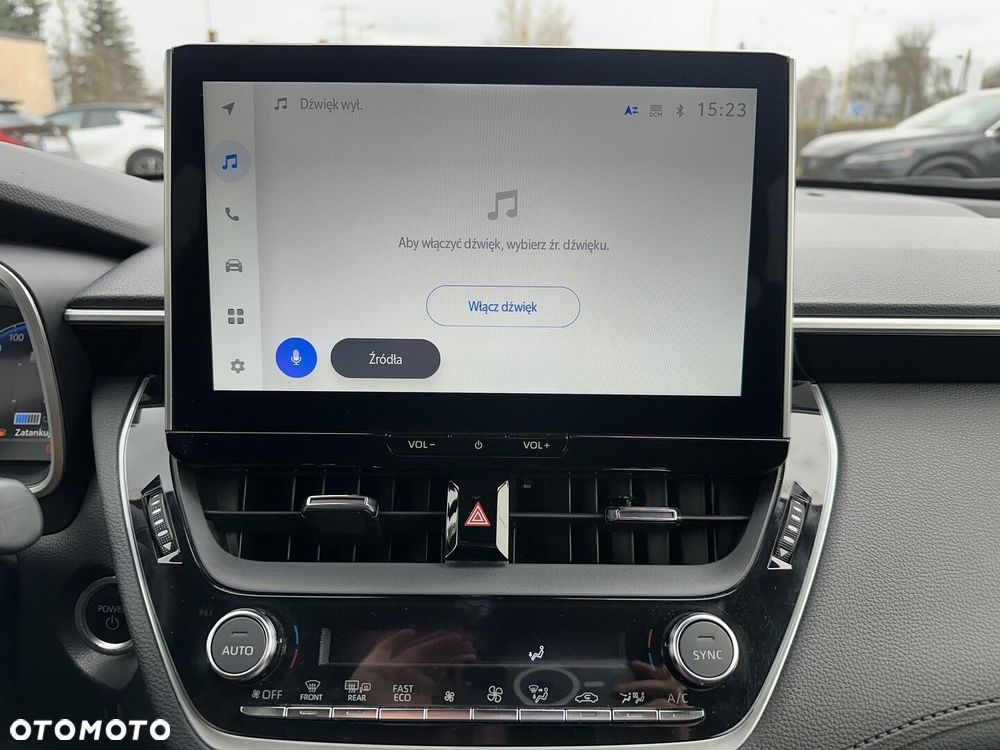 Toyota Corolla Cross - 15