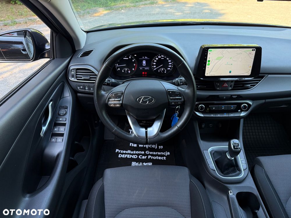 Hyundai i30 1.5 DPI Classic + - 5