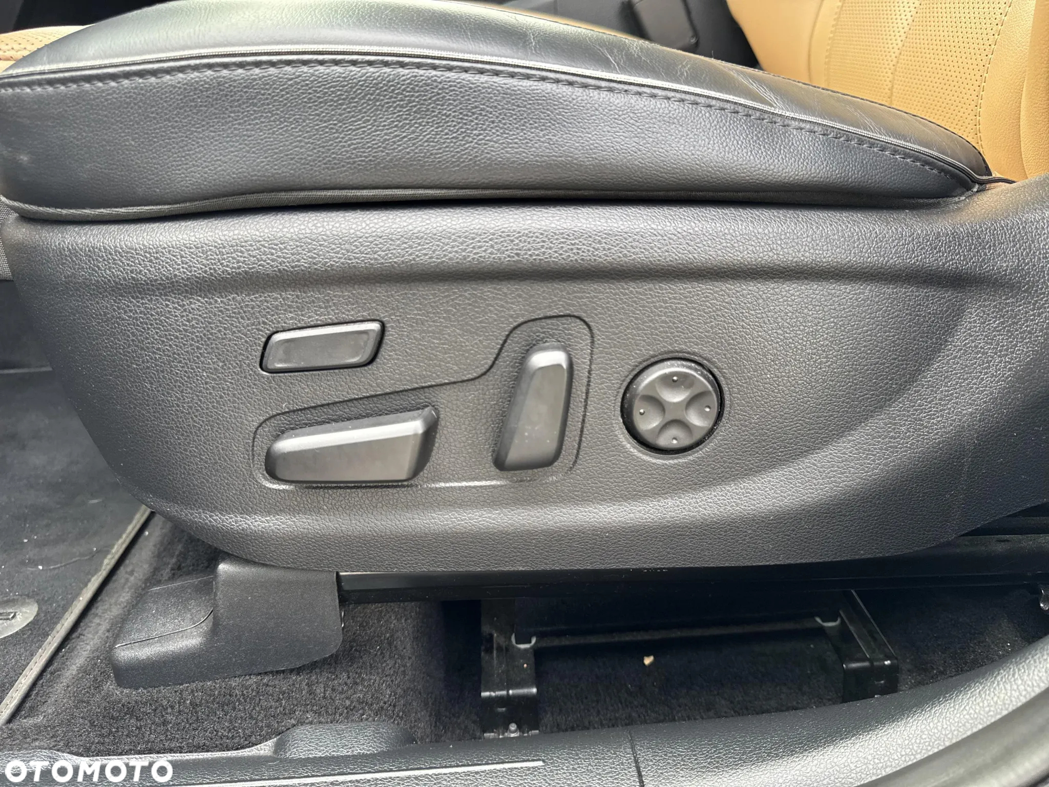 Hyundai Santa Fe 1.6 T-GDI HEV Platinum 4WD - 22
