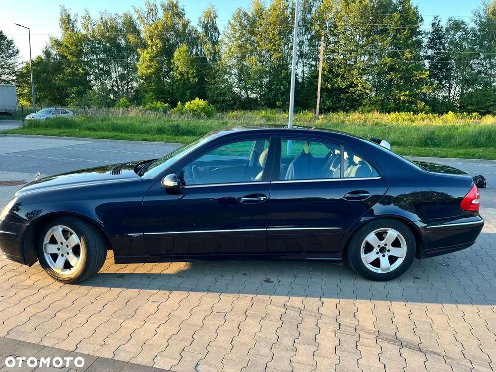 Mercedes-Benz Klasa E 200 Kompressor T Avantgarde - 4