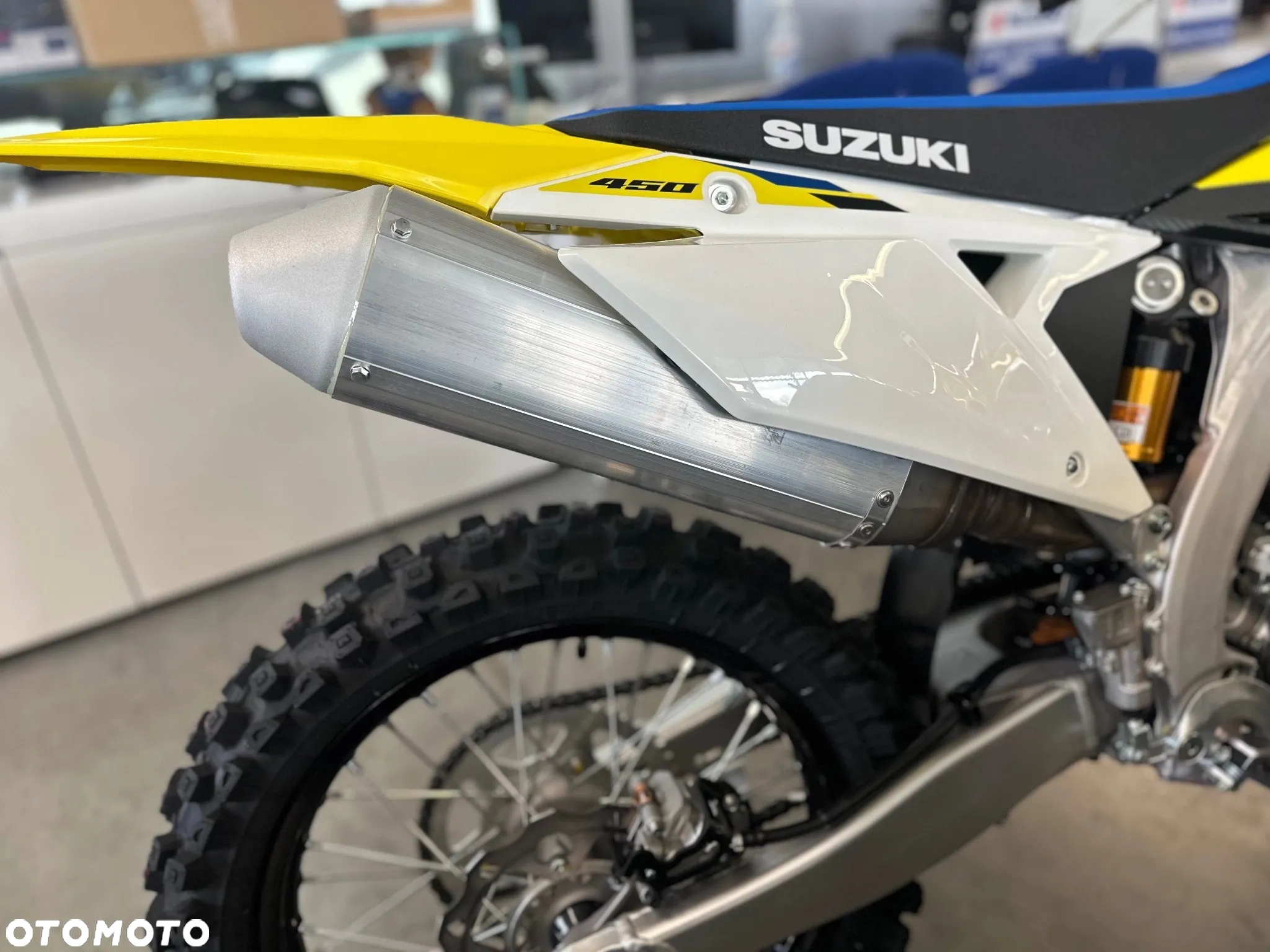 Suzuki RM-Z - 6