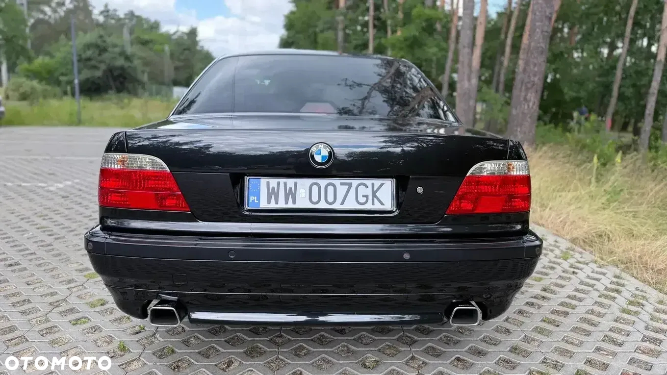 BMW Seria 7 740i - 14