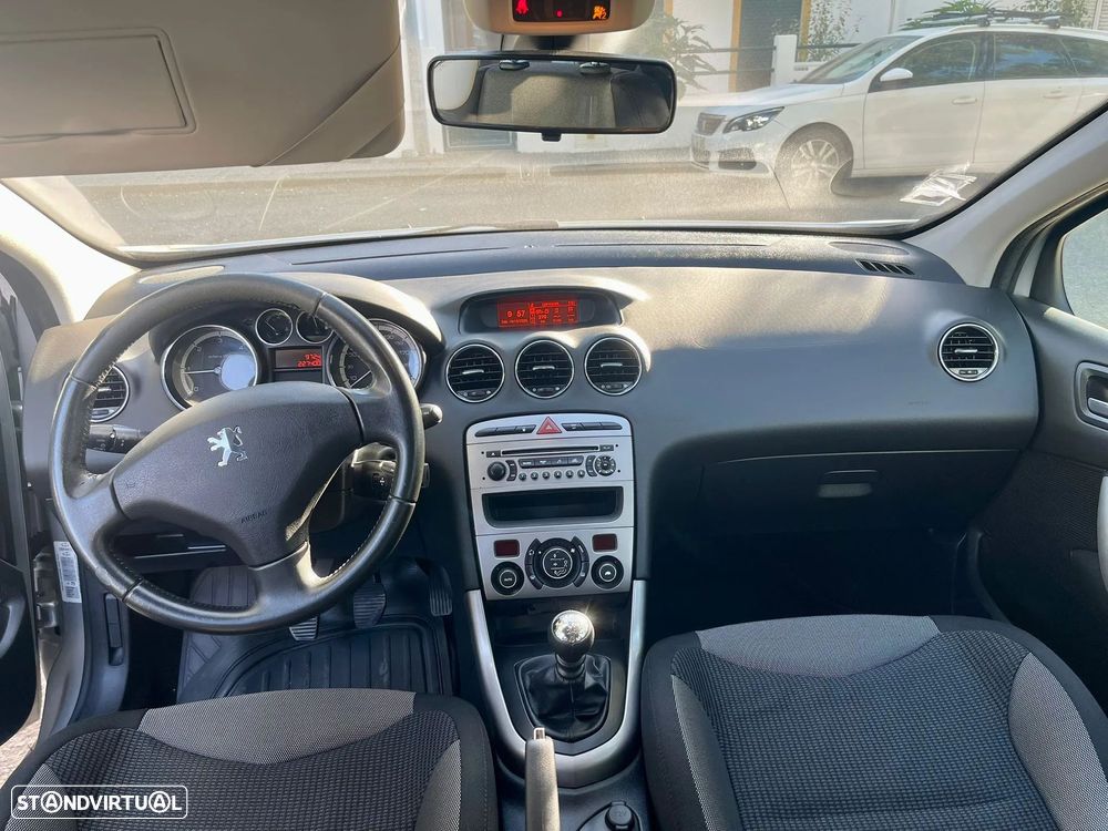 Peugeot 308 1.6 HDi Executive CVM6 - 9