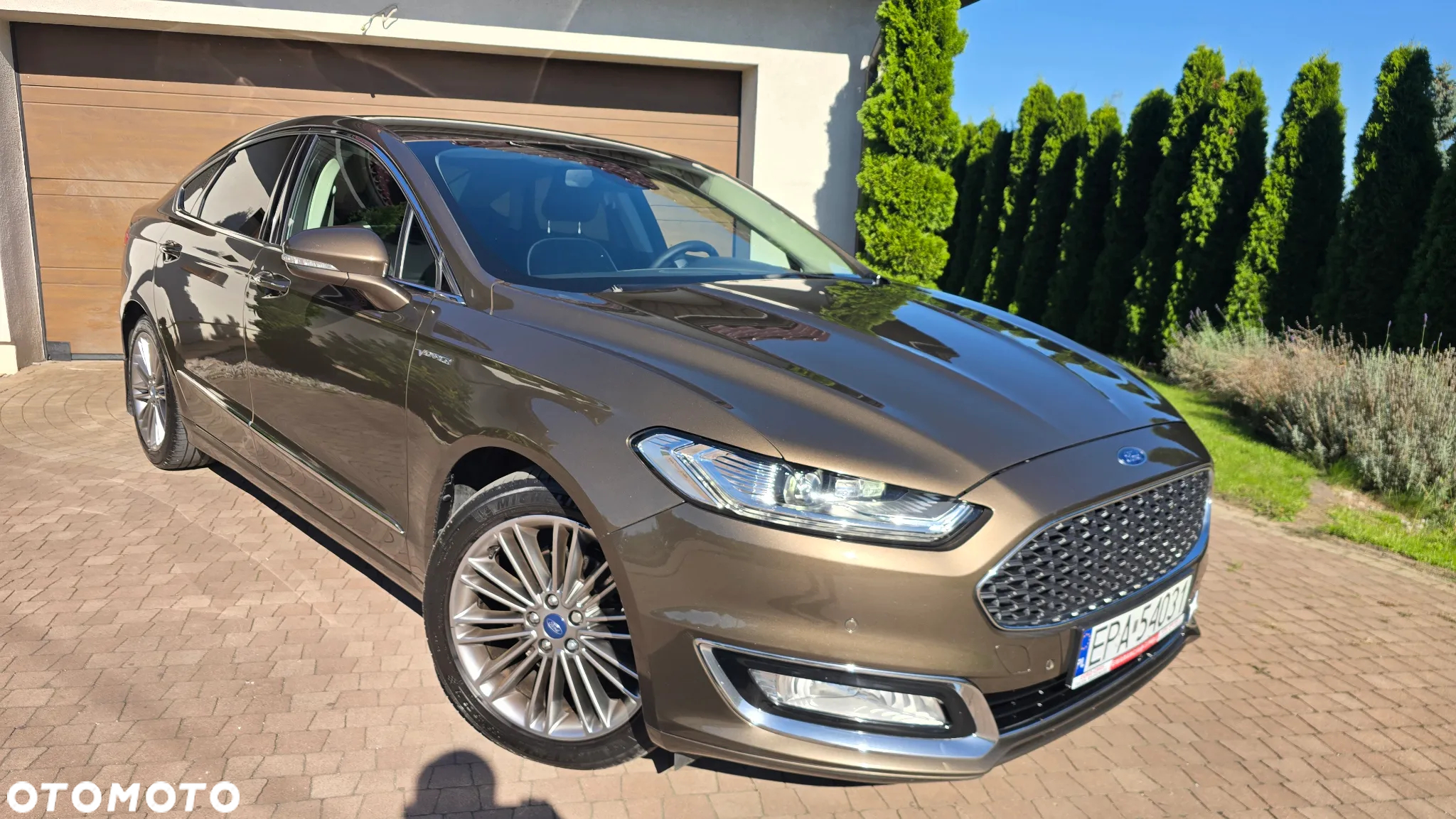 Ford Mondeo Vignale 2.0 EcoBoost - 14