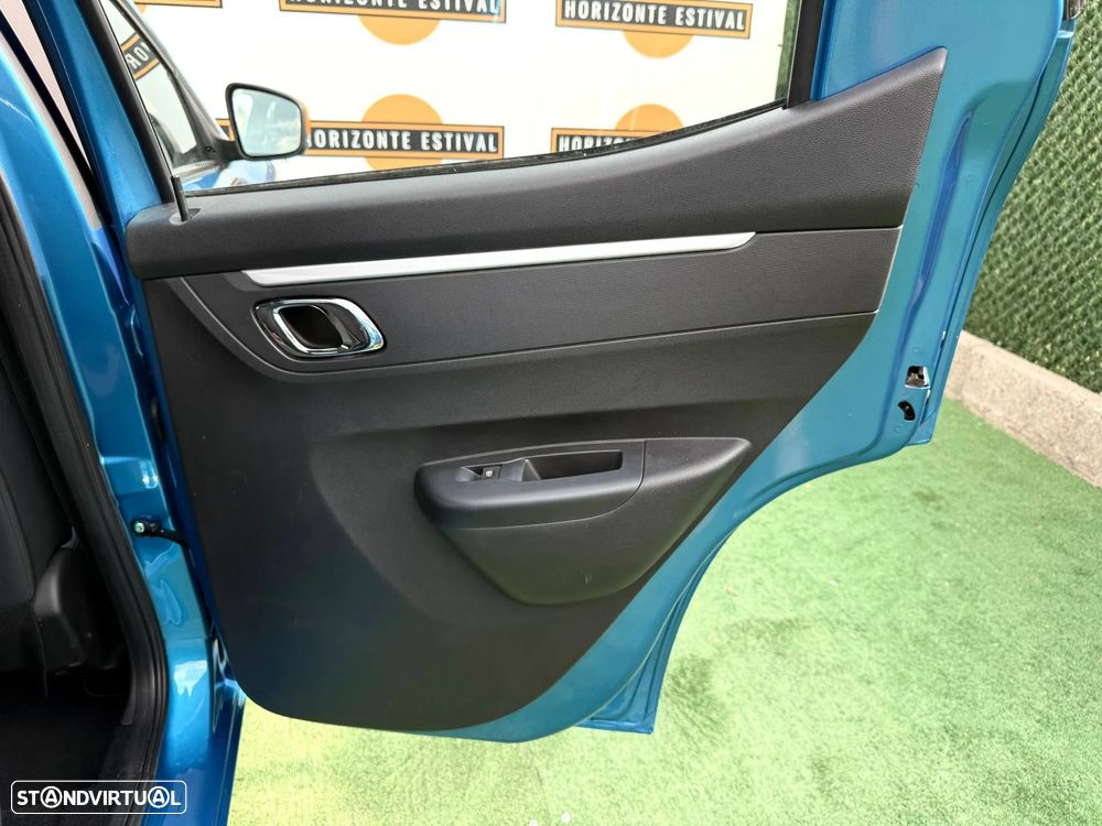 Dacia Spring Comfort Plus - 27