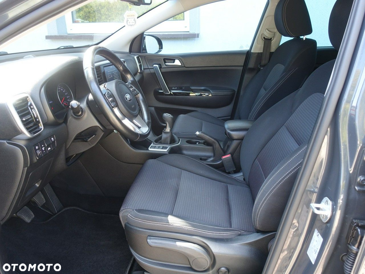 Kia Sportage 1.6 GDI L 2WD - 9