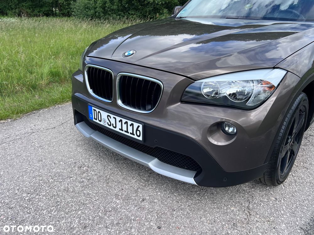 BMW X1 xDrive18d Sport Line - 14