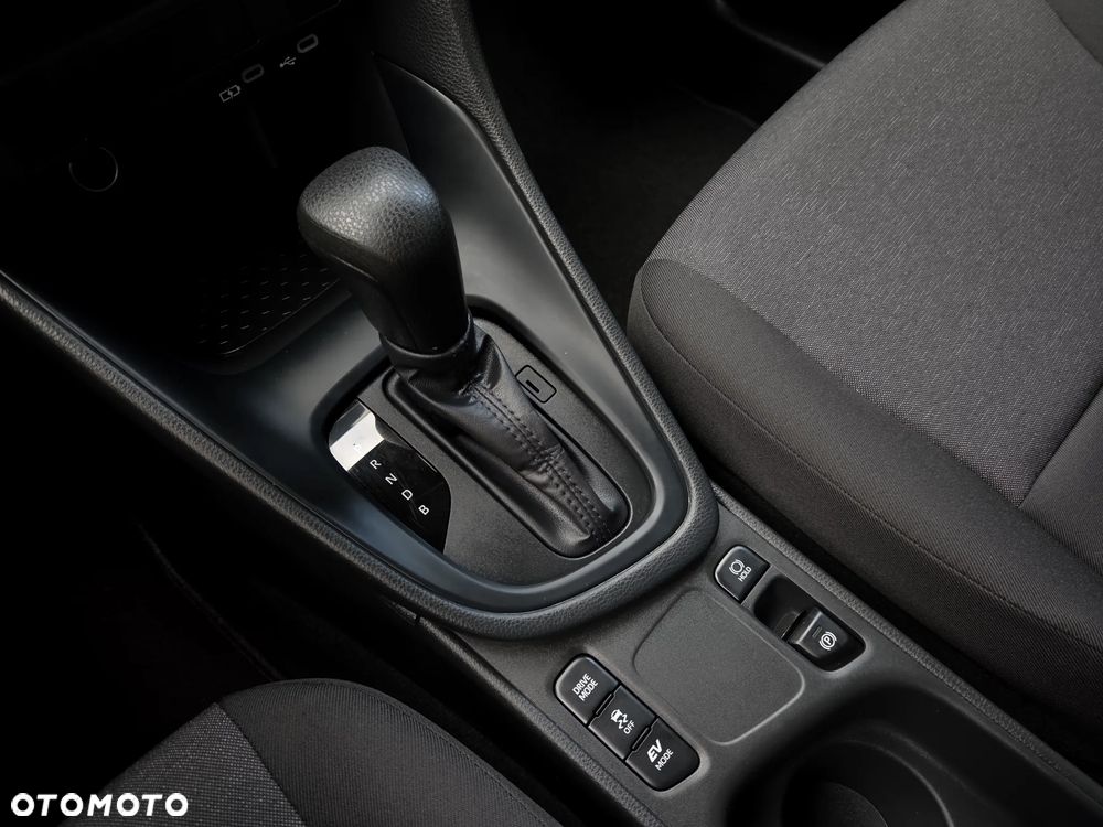Mazda 2 Hybrid 1.5 VVT-i 116 CVT EXCLUSIVE-LINE - 31
