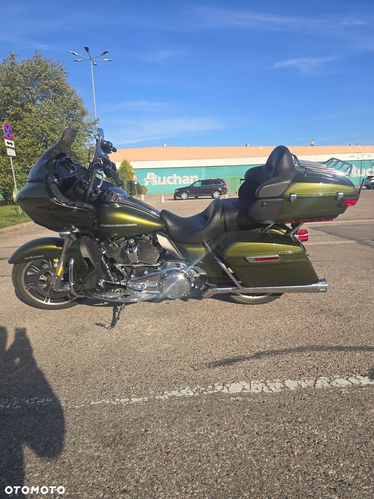 Harley-Davidson Touring Road Glide - 1