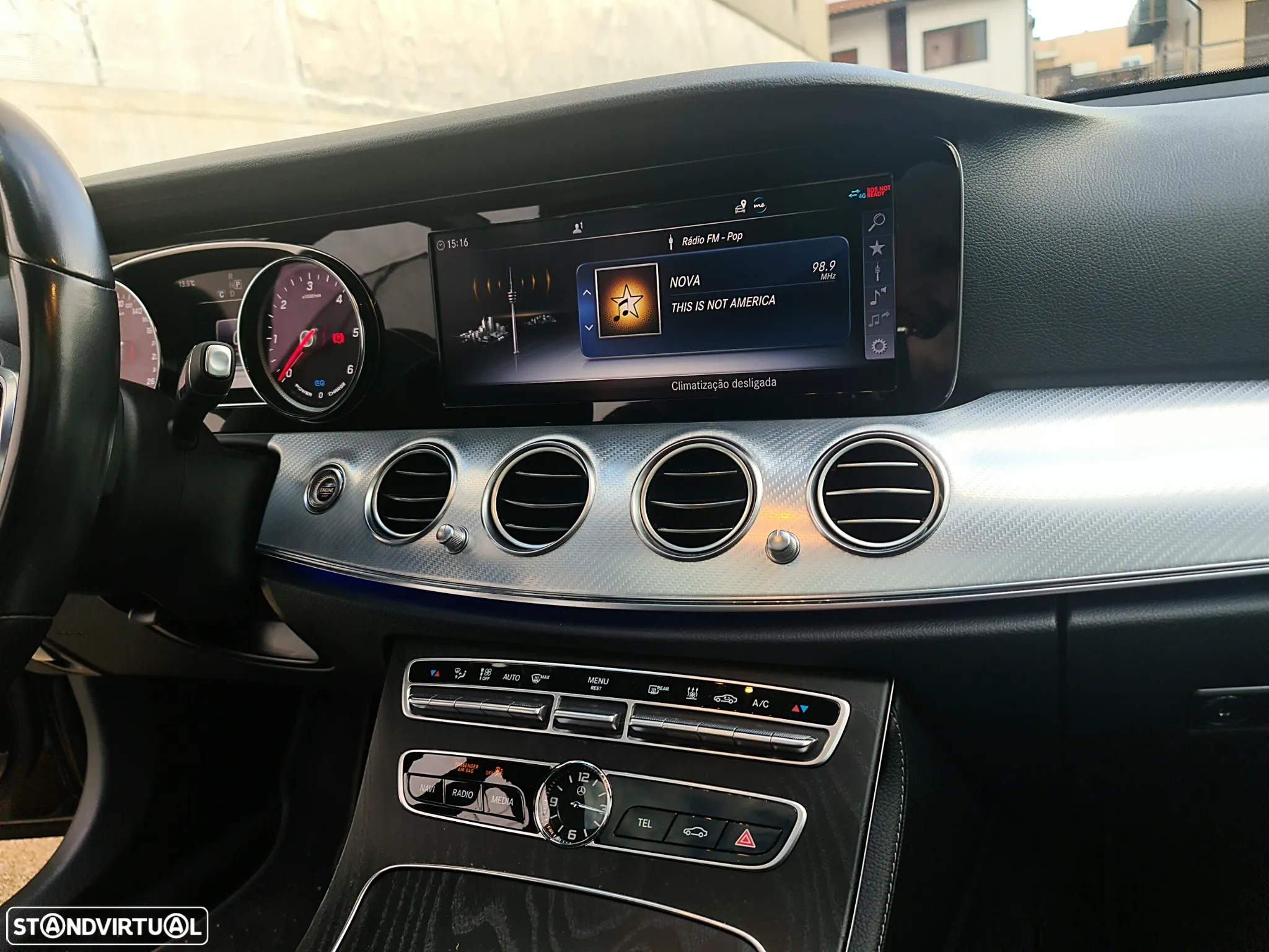 Mercedes-Benz E 300 de Avantgarde - 14