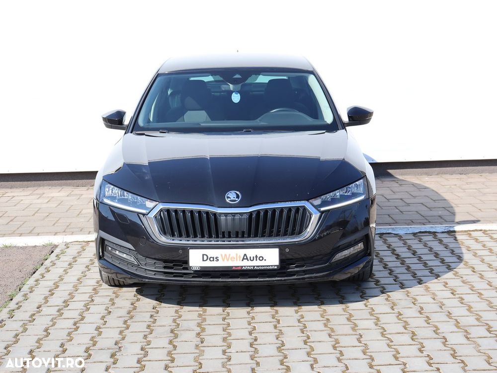 Skoda Octavia 2.0 TDI DSG Ambition - 2