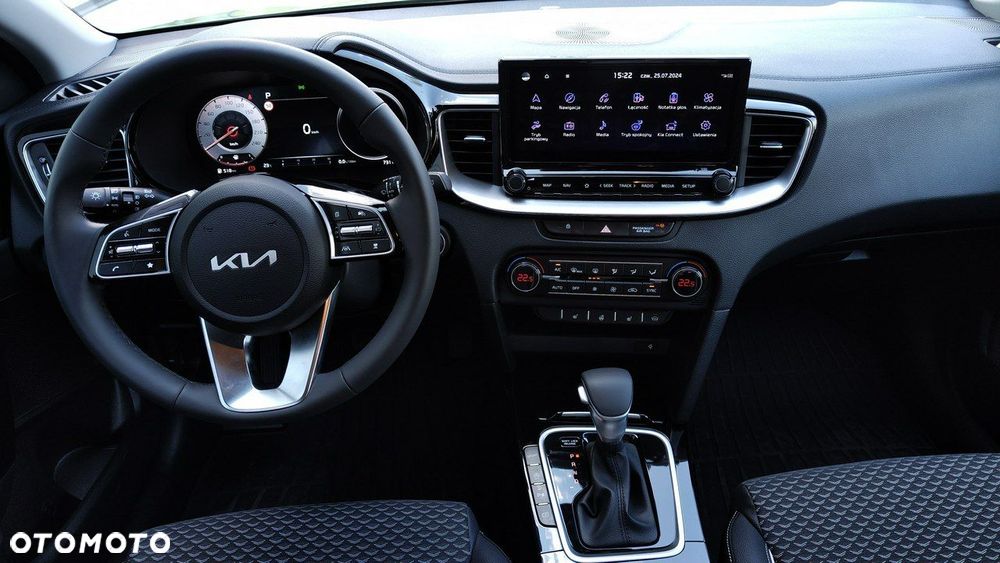 Kia XCeed - 13