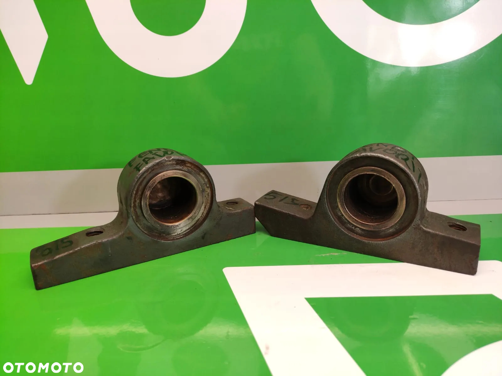 Wspornik łożysko przedniej osi M 312301051040 Fendt 515 FAVORIT - 4