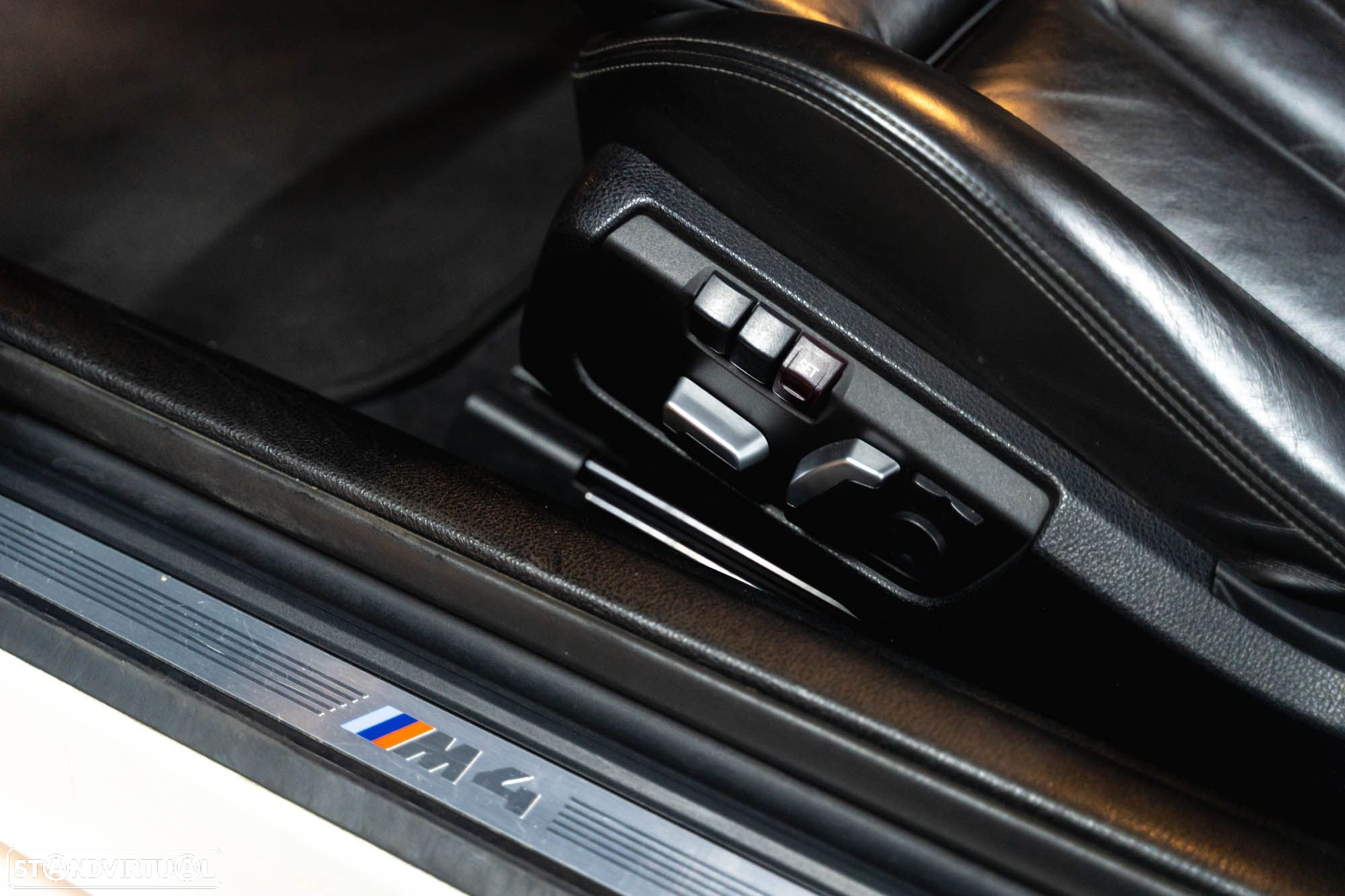 BMW M4 Cabrio DKG - 11