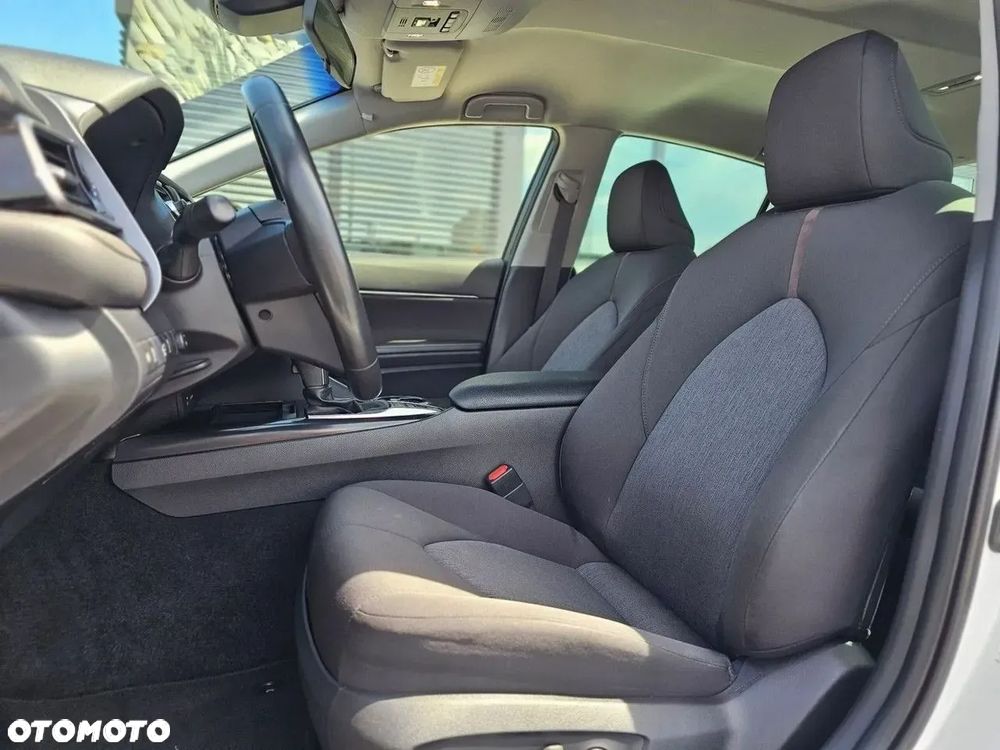 Toyota Camry 2.5 Hybrid Prestige CVT - 29