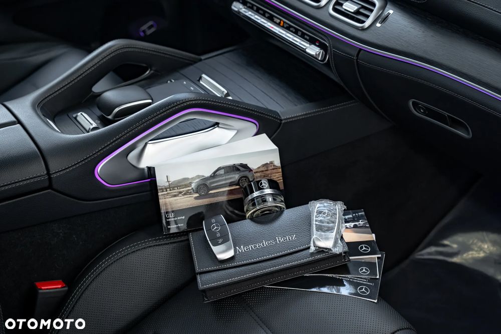 Mercedes-Benz GLE - 40
