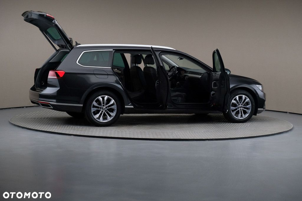 Volkswagen Passat 2.0 TDI Elegance DSG - 6