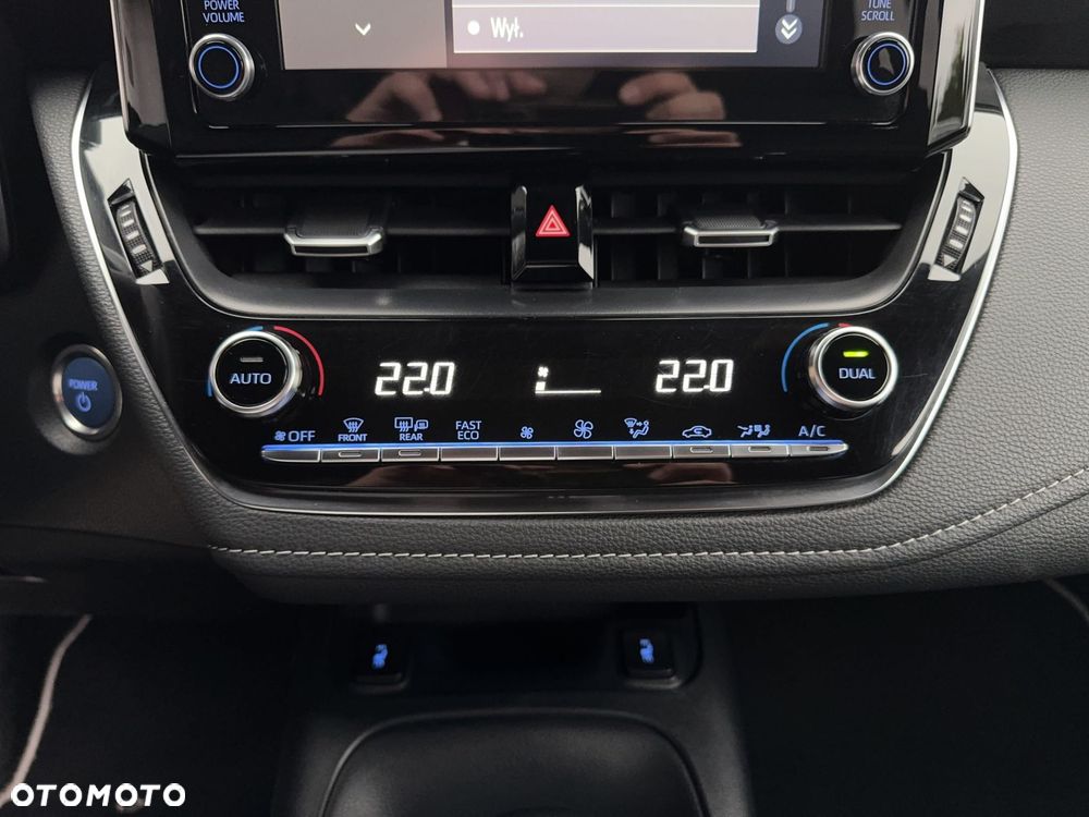 Toyota Corolla - 25