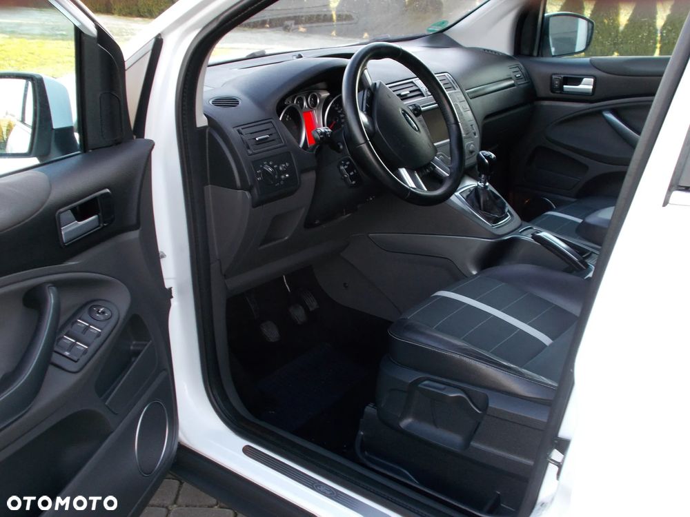 Ford Kuga 2.0 TDCi Titanium - 5