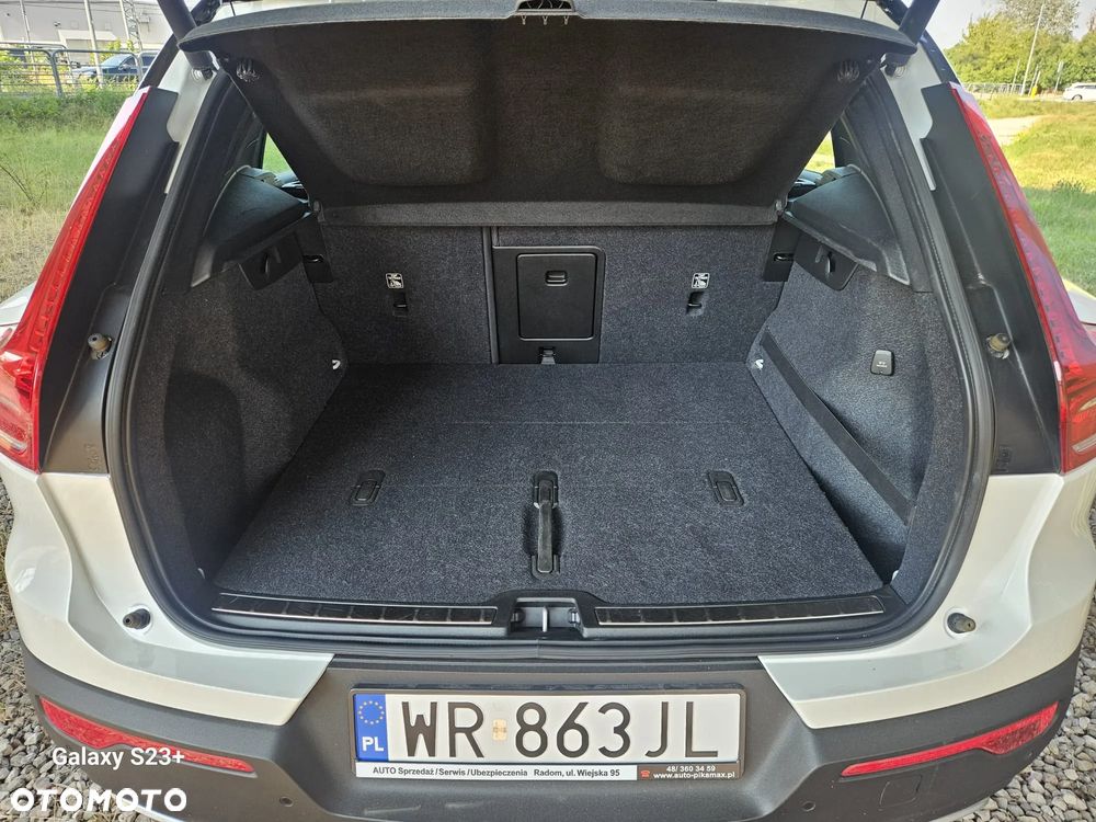 Volvo XC 40 T5 AWD R-Design - 13