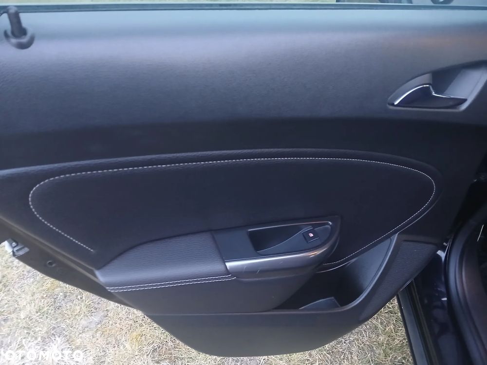 Opel Astra 1.7 CDTI DPF Cosmo - 31