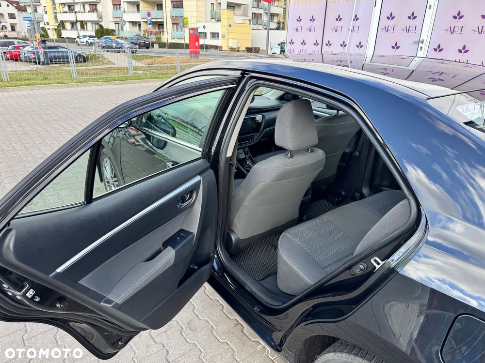 Toyota Corolla 1.6 Comfort MS - 12