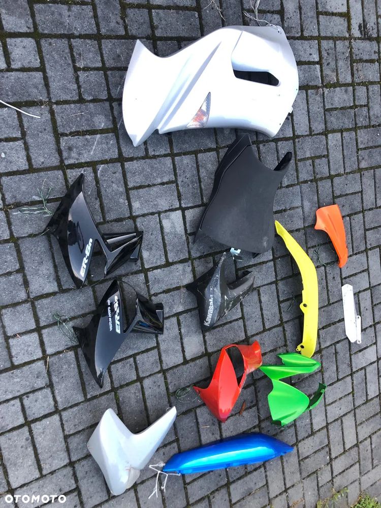 Kawasaki ER6N ER6 bok osłona boczna owiewka zadupek tył - 1