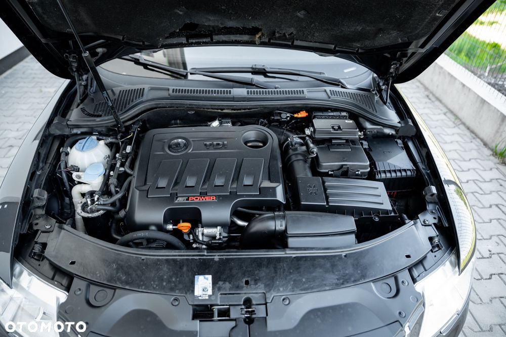Skoda Superb 2.0 TDI Comfort DSG - 34