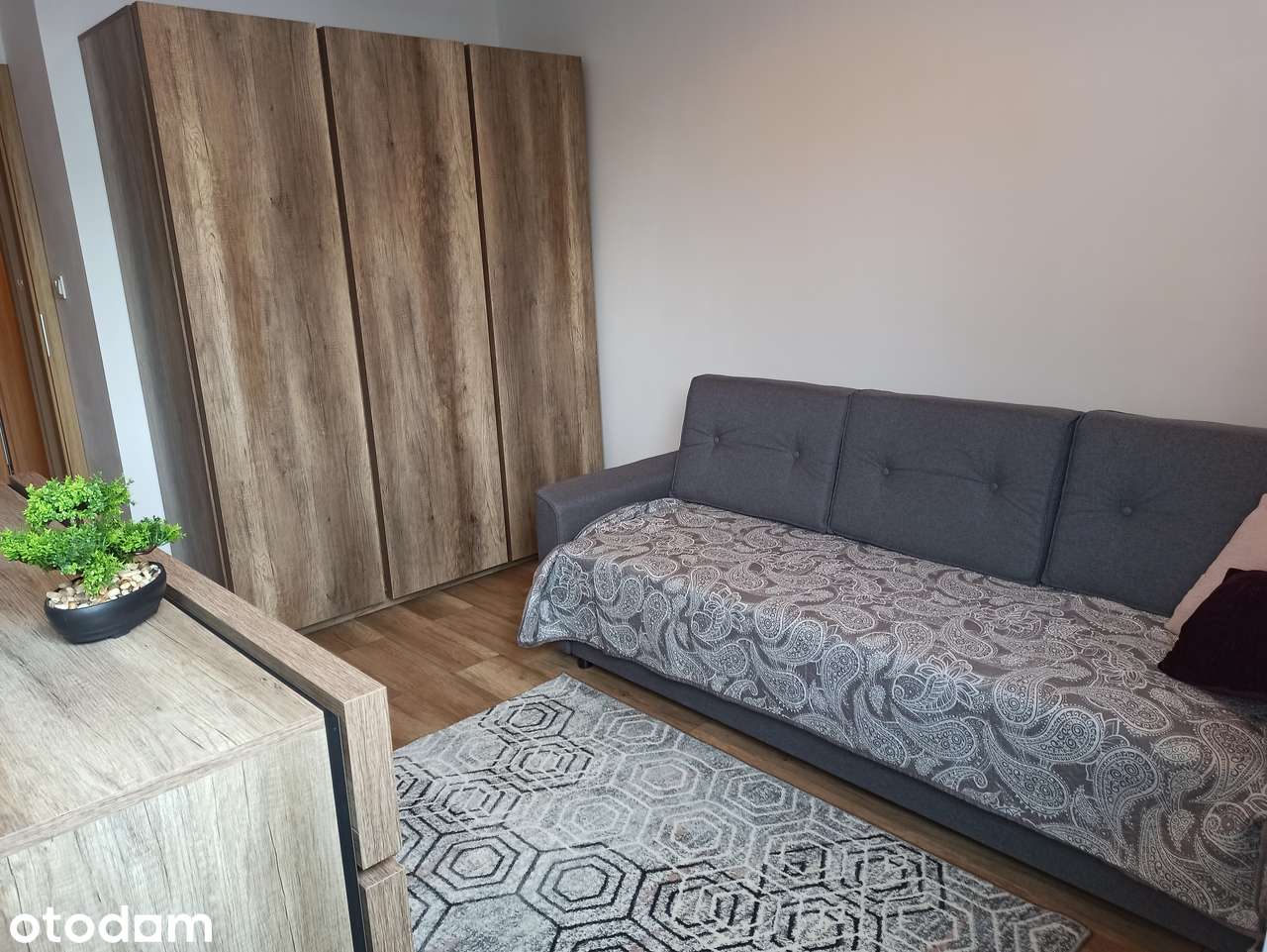 Mieszkanie 45 m2 - II piętro,ul. Światowida, garaż, komórka